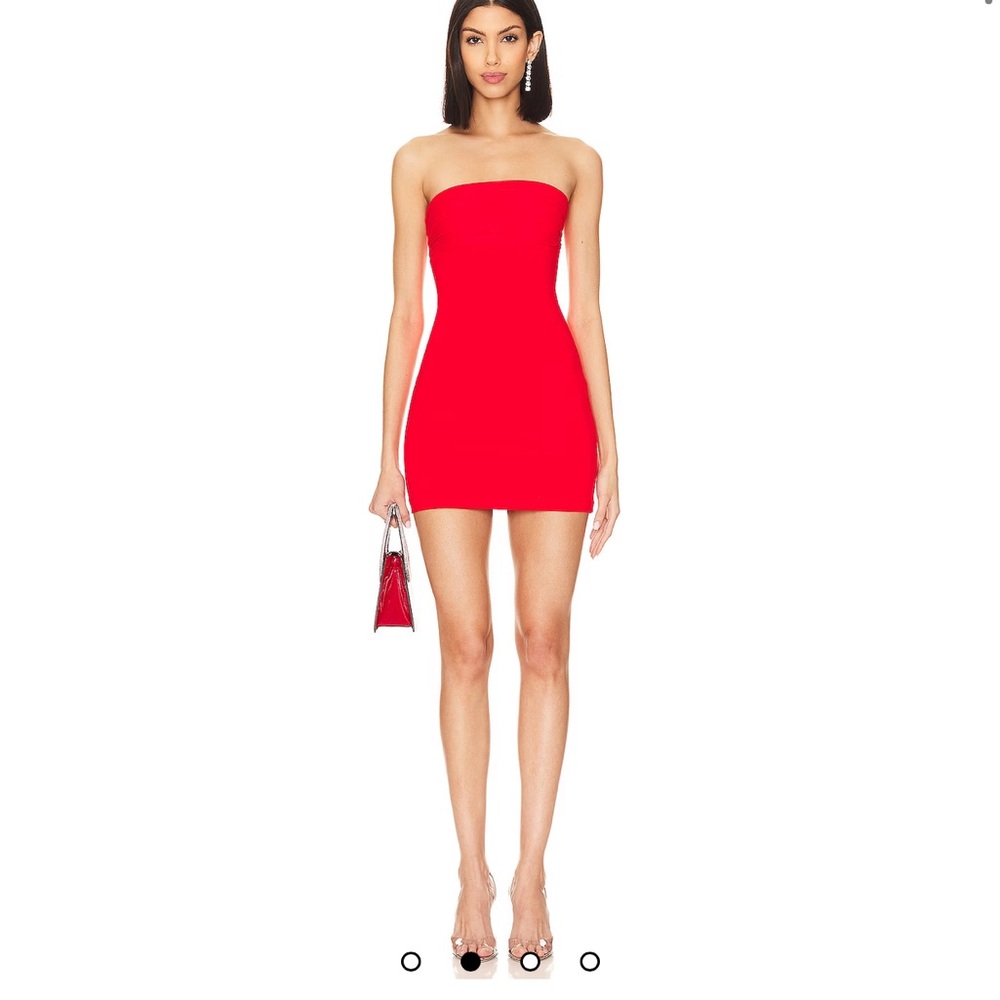 Elegant Red Strapless Dress